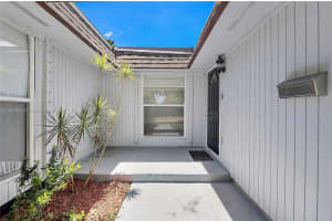 6703 Brookwood Blvd Tamarac, FL 33321 - MLS#A11841541