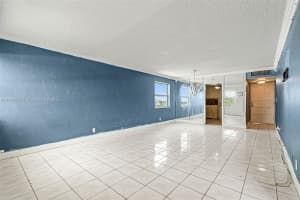 3301 Spanish Moss Ter 806 Lauderhill, FL 33319 - MLS#A11841562