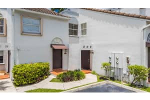 9749 Nw 48th Ter 319, Doral