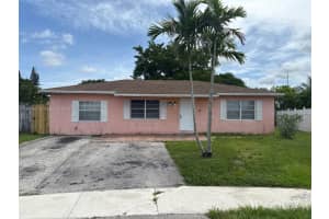 7699 Sw 6th St, North Lauderdale