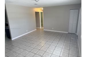 7699 SW 6th St, North Lauderdale, FL 33068, - MLS#A11841571