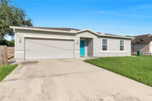 4629 SW Flintstone Dr, Port Saint Lucie, FL 34953 Sold 11/10/25