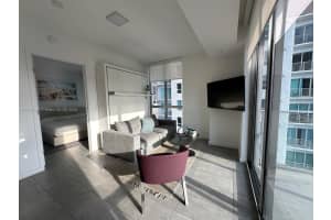 Yotel Pad Miami, 227 NE 2nd St #1602, Miami, FL 33132, - MLS#A11841582
