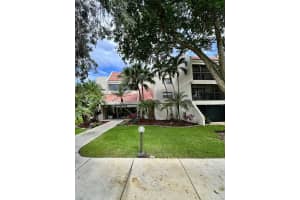 210 Lakeview Dr APT 102, Weston, FL 33326, - MLS#A11841585