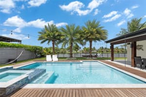 13940 SW 74th St, Miami, FL 33183, Sold 09/08/25
