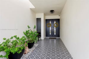 13940 SW 74th St, Miami, FL 33183, Sold 09/08/25