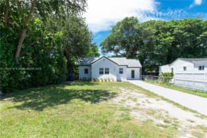1955 Nw 53rd St, Miami