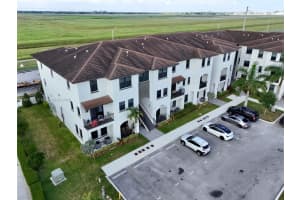 15500 Sw 136th St 202, Miami