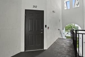 15500 SW 136th St #202, Miami, FL 33196, - MLS#A11841670