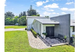 17101 Sw 48th St Southwest Ranches, FL 33331 - MLS#A11841683