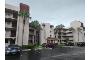 1900 Sabal Palm Dr 305, Davie