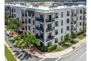 8265 Nw 41st St C-202, Doral
