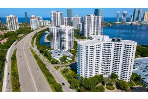 3300 NE 192 St APT 807, Aventura, FL 33180, - MLS#A11841760