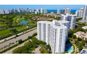 3300 NE 192 St APT 807, Aventura, FL 33180, - MLS#A11841760