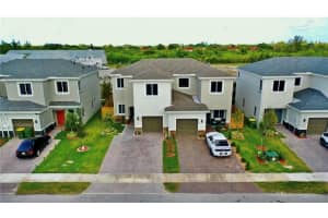 1703 Se 8th Pl, Homestead