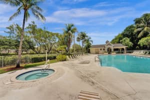 7858 Dixie Beach Cir 7858, Tamarac