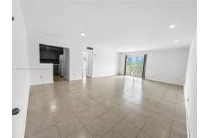 770 NE 128th St APT 303, North Miami, FL 33161, - MLS#A11841776