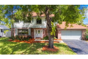 840 Greenbriar Ave Davie, FL 33325 - MLS#A11841779