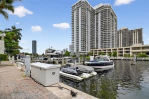 19925 Ne 39th Pl Boat Slip #17 Aventura, FL 33180 - MLS#A11841783