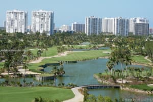 3300 Ne 192nd St 1107, Aventura