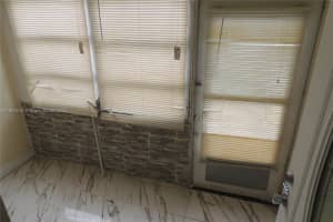 4880 Nw 22nd St 107, Lauderhill