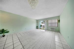 7620 Carlyle Ave 205 Miami Beach, FL 33141 - MLS#A11841822