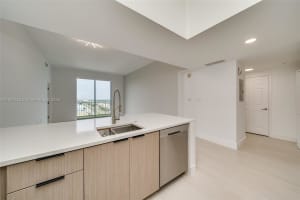 140 S Dixie Hwy 1007 Hollywood, FL 33020 - MLS#A11841823