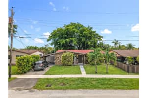 720 SW 4th St #0, Hallandale Beach, FL 33009, - MLS#A11841864