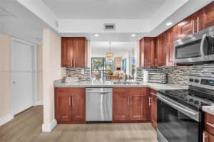 1101 Colony Point Cir APT 207, Pembroke Pines, FL 33026, - MLS#A11841885
