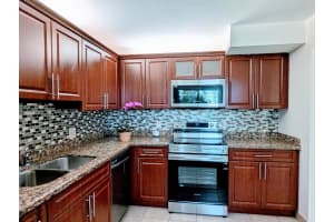 16491 Blatt Blvd APT 203, Weston, FL 33326, - MLS#A11841894