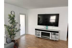 6900 Sw 3rd St Pembroke Pines, FL 33023 - MLS#A11841901