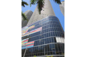 45 Sw 9th St 2407, Miami