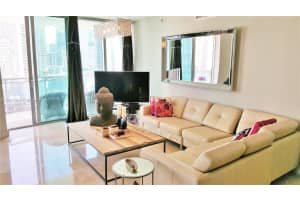 350 S Miami Ave 2002, Miami