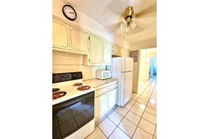 160 NE 8th Ave APT 11A, Hallandale Beach, FL 33009, - MLS#A11841912