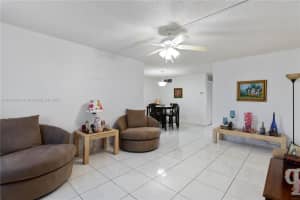 165 Ne 203rd Ter C20, Miami Gardens