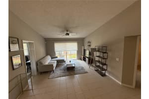 2021 SE 10th Ave APT 220, Fort Lauderdale, FL 33316, - MLS#A11841965