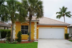 2268 NW 208th Way, Pembroke Pines, FL 33029 - MLS#A11842108