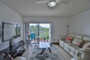 7755 SW 86th St # C-401, Miami, FL 33143, - MLS#A11842110