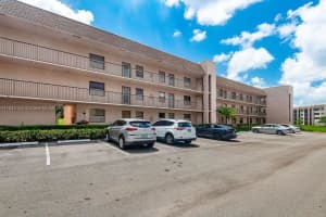 10434 Sunrise Lakes Blvd 109, Sunrise