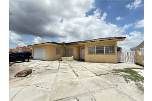 747 W 78th St, Hialeah