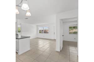 10461 NW 7th St #204, Pembroke Pines, FL 33026, - MLS#A11842183