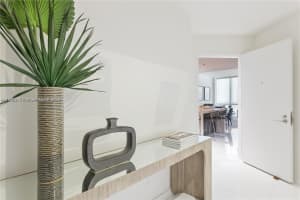 851 Ne 1st Ave 2906 Miami, FL 33132 - MLS#A11842235