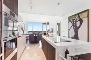851 Ne 1st Ave 2906 Miami, FL 33132 - MLS#A11842235