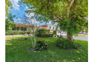 2616 Ne 26th Ave, Lighthouse Point