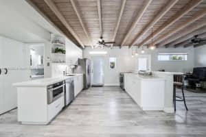 3309 SW 16th St, Fort Lauderdale, FL 33312 - MLS#A11842263