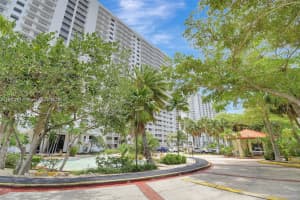 210 174th St APT 1617, Sunny Isles Beach, FL 33160, - MLS#A11842269