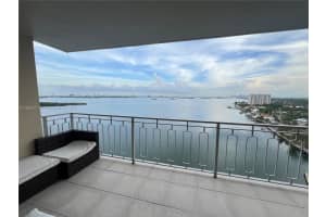 11111 Biscayne Blvd 20e, Miami