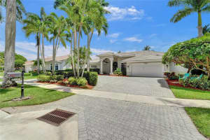 10828 NW 5th St, Plantation, FL 33324 - MLS#A11842276