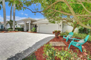10828 NW 5th St, Plantation, FL 33324 - MLS#A11842276
