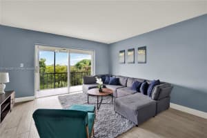950 Hillcrest Dr 414 Hollywood, FL 33021 - MLS#A11842291